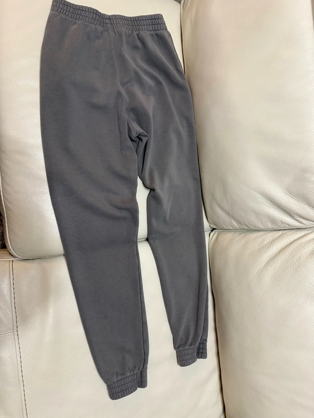 Adidas Men’s Gray Logo Jogger Pants Small